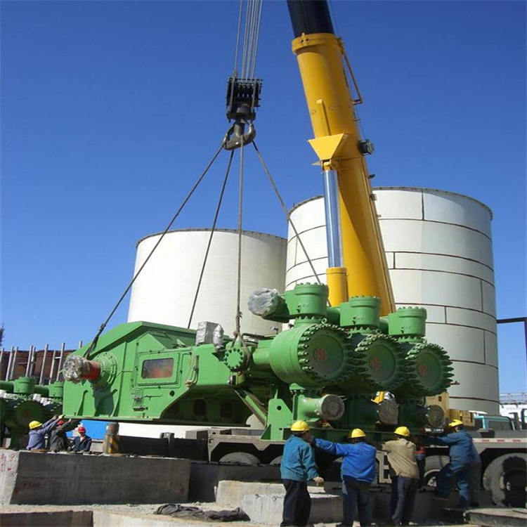 厚街镇2025年出租吊车价位详解：如何选择性价比更高的吊车租赁服务